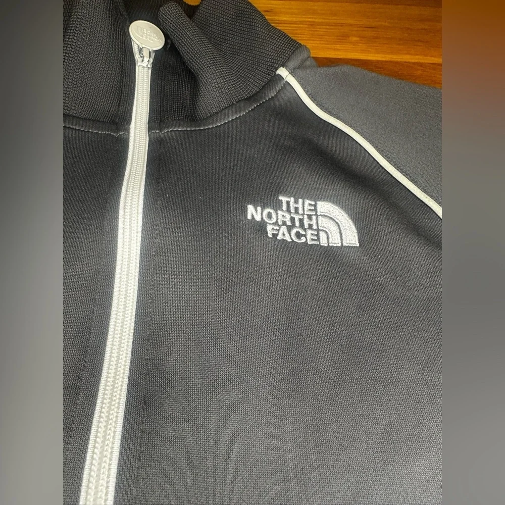 The North Face Full Zip Jacket Men’s Small Black Gray Track Jacket